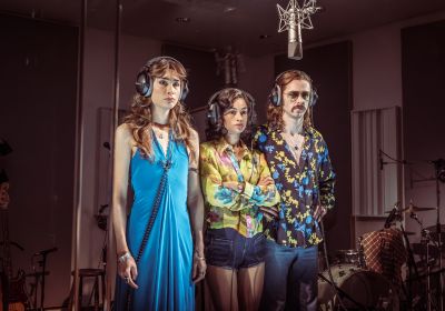 Cheap Theatre plays stereophonic